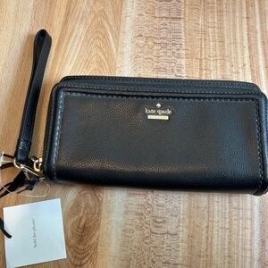 New with rage Kate Spade wallet